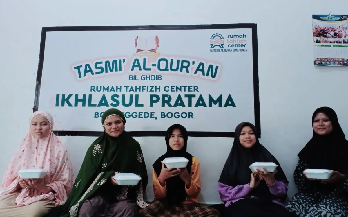 Kegiatan Tasmi' Al-Qur'an santri Rumah Tahfizh Center Ikhlasul Pratama